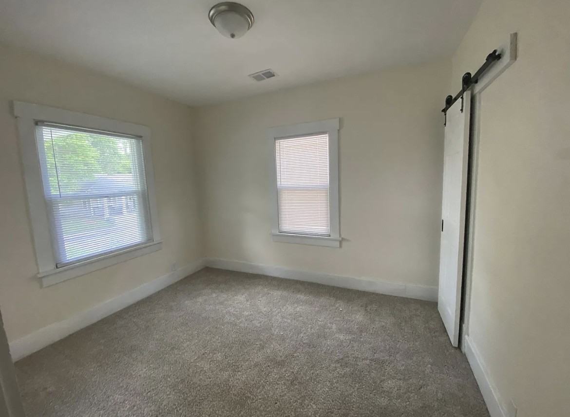 2220 Beeler St #NA - Photo 4 of 7