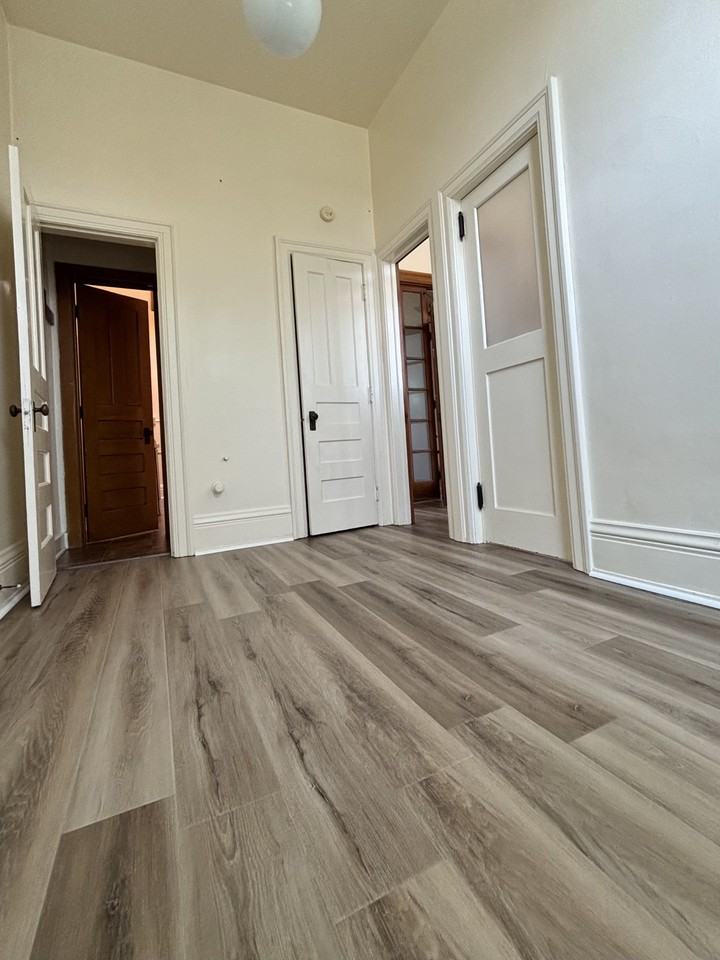 902 Michigan Ave #906A - Photo 3 of 15
