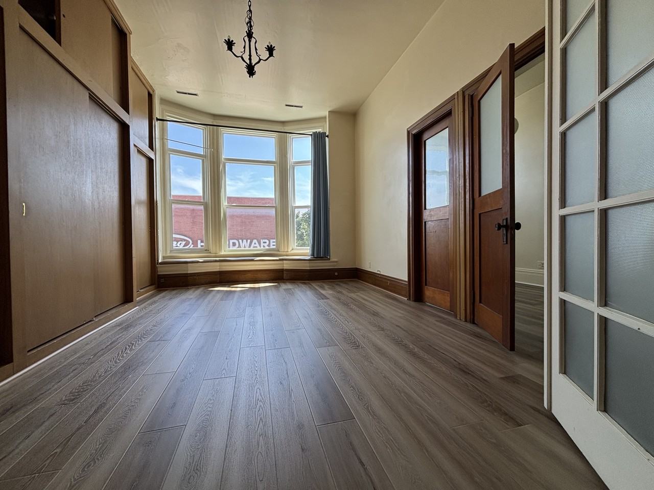 902 Michigan Ave #906A - Photo 4 of 15