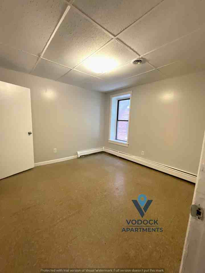 5 Adams St #1B - Photo 3 of 9