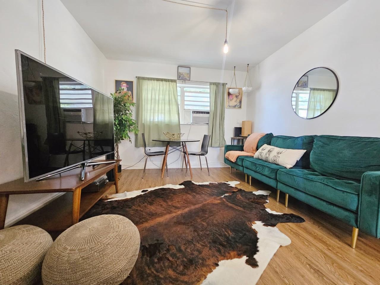 421 Ne 68th St #7 - Photo 2 of 13