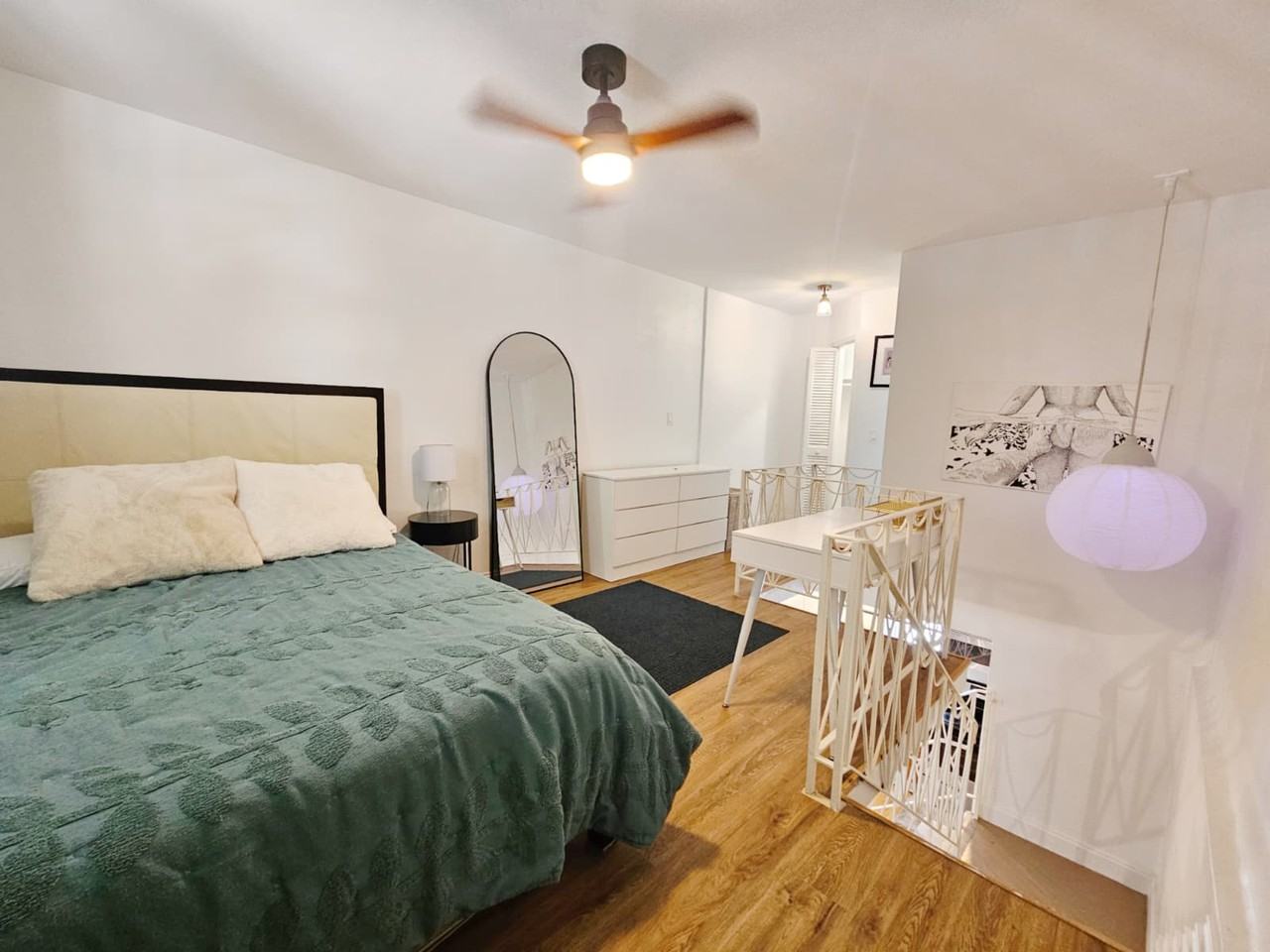 421 Ne 68th St #7 - Photo 6 of 13