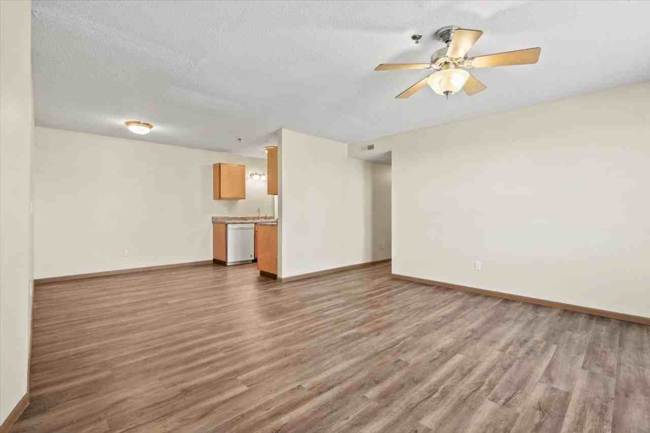 Briarwood II - Photo 2 of 27