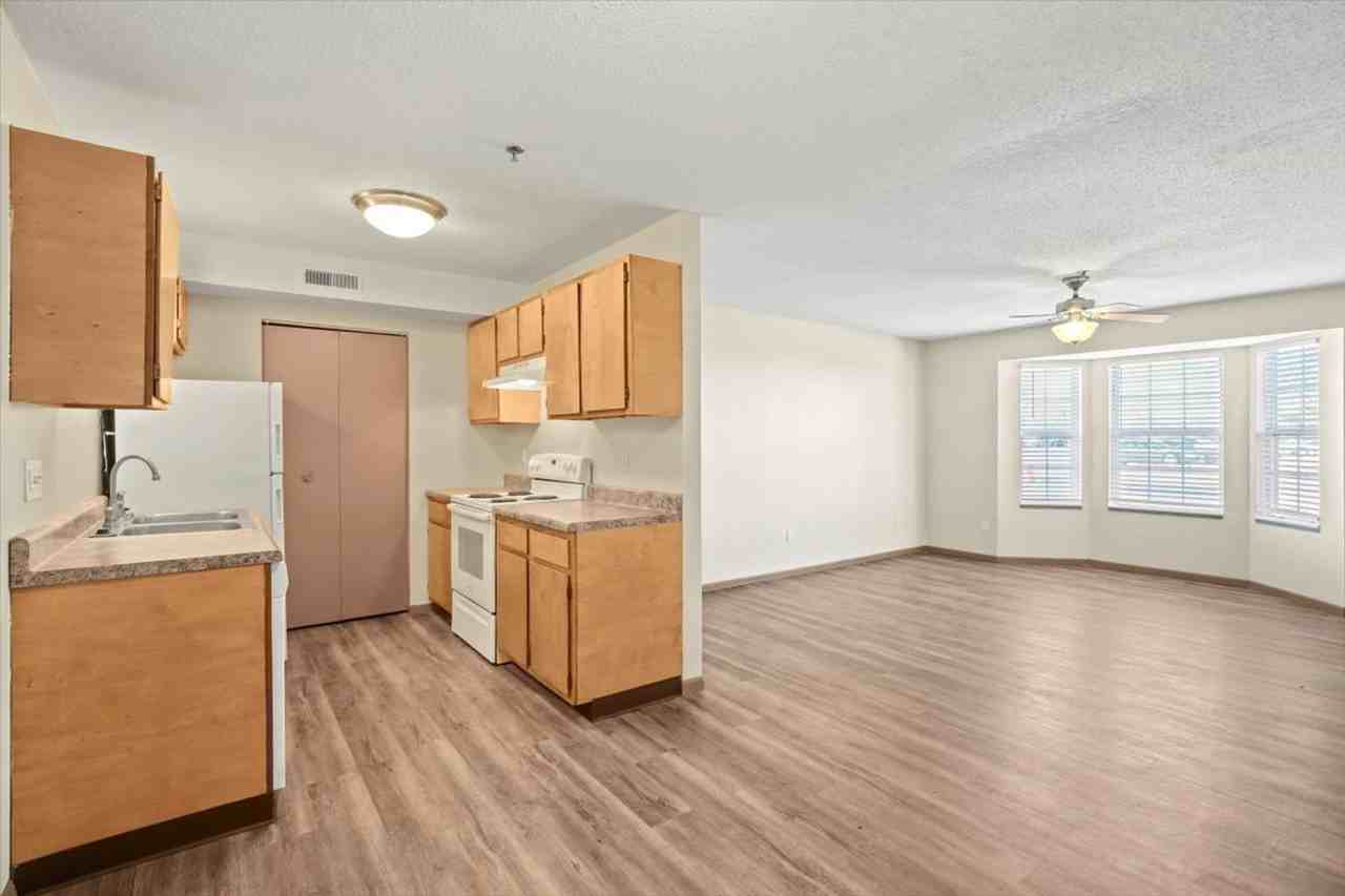 Briarwood II - Photo 7 of 27