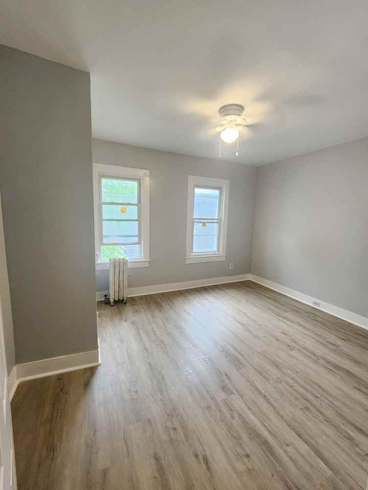 116 118 Division Street #118 - Photo 7 of 11