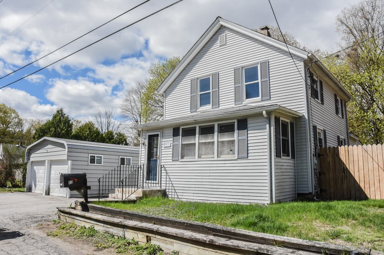 13 Crump Street - Photo 2 of 22