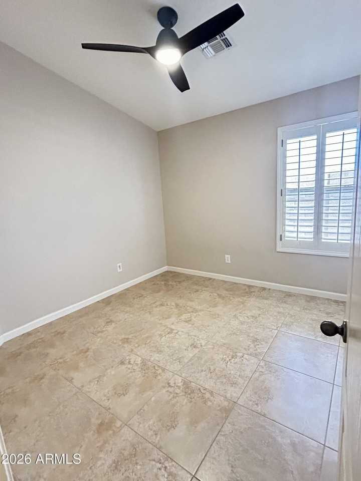 12406 W San Juan Ave - Photo 3 of 25