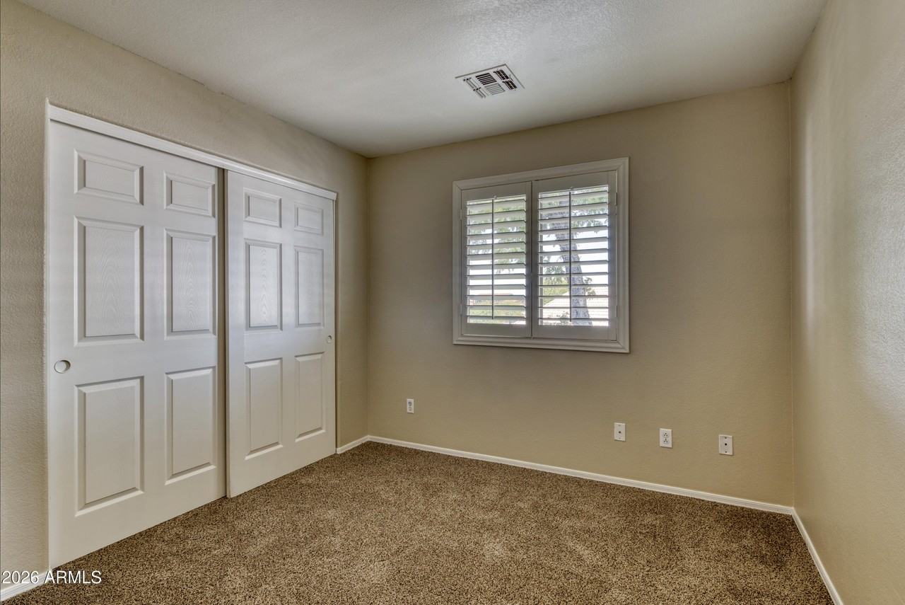 16237 N 161st Dr - Photo 6 of 32