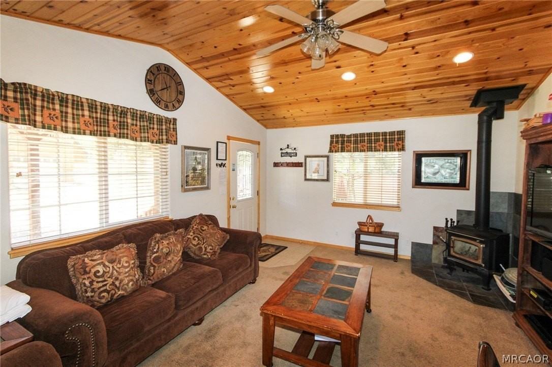 2107 2nd Ln - Photo 4 of 25