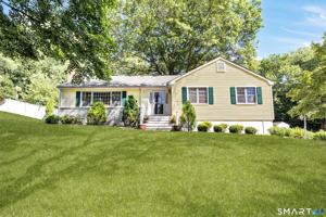 featured image of 180 Weeping Willow Ln