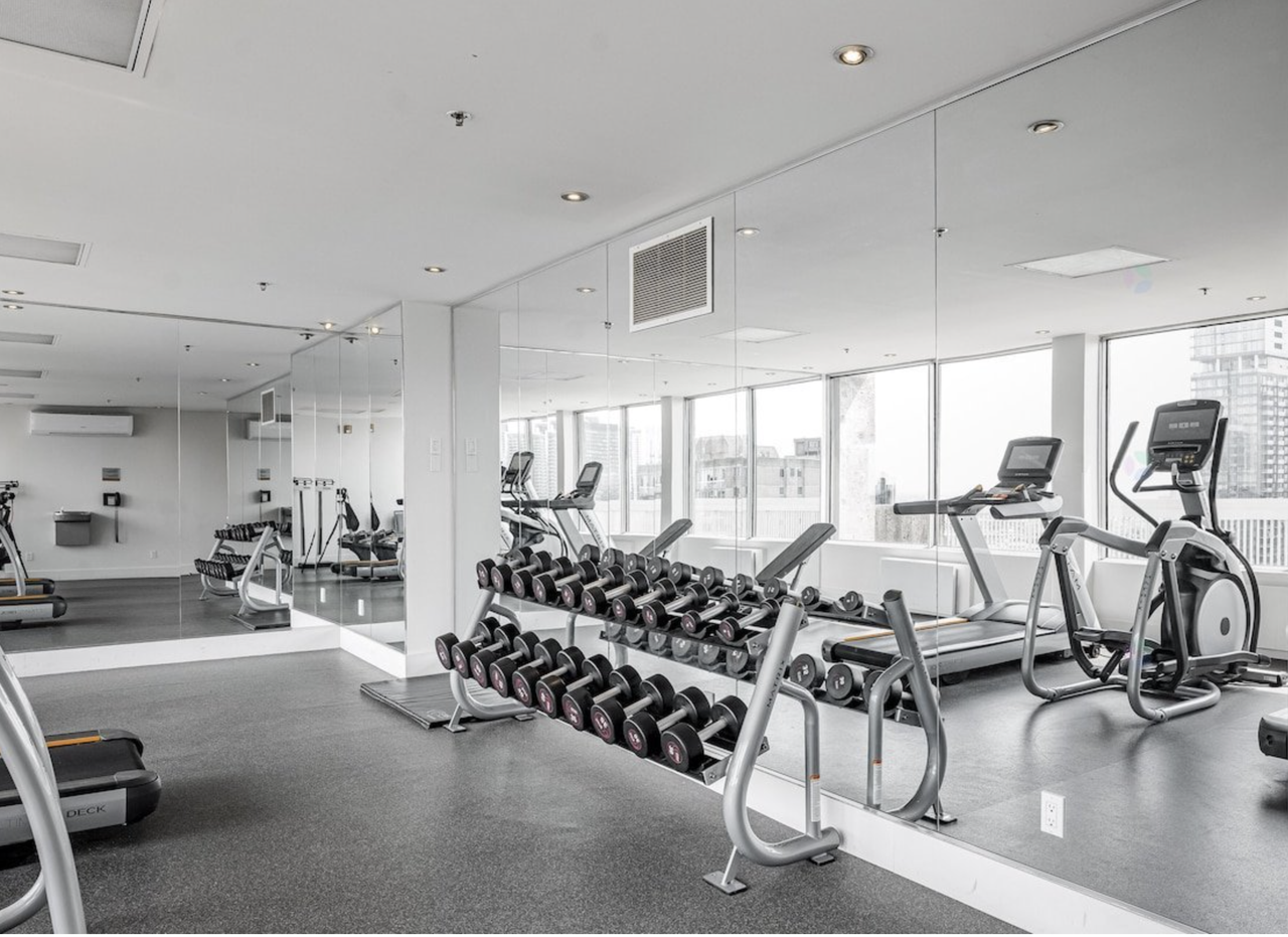 2170 Lincoln Av -  Downtown Montreal - Photo 3 of 4