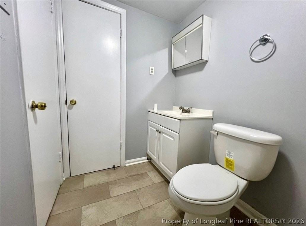 7013 Darnell St - Photo 7 of 44