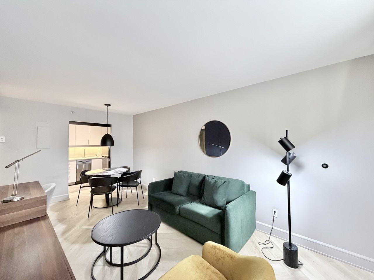 2170 Avenue Lincoln — photo 3