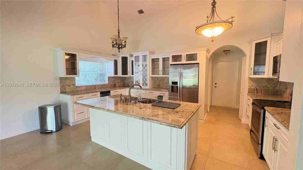 759 Northwest 161st Avenue - Photo 2 of 17