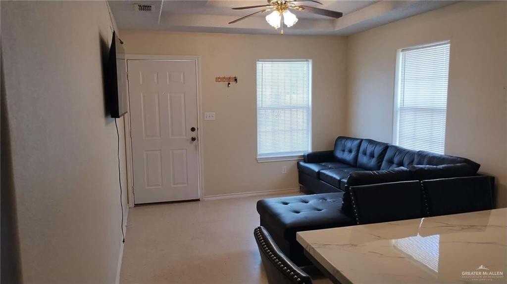1001 Hidalgo St - Photo 2 of 19