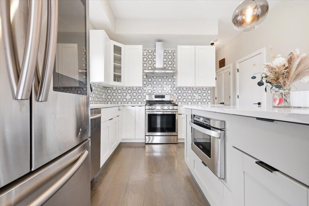 192 Congress St #2 - Photo 6 of 25