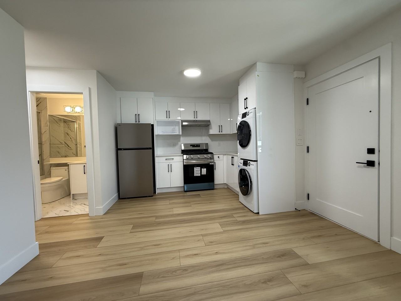 7225 10th Avenue - Photo 4 of 12
