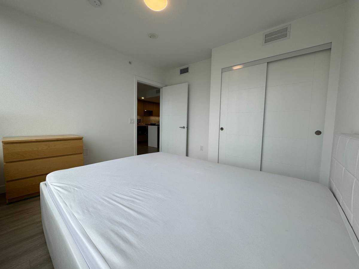 Blackie St & Carnarvon St #1803 - Photo 6 of 16