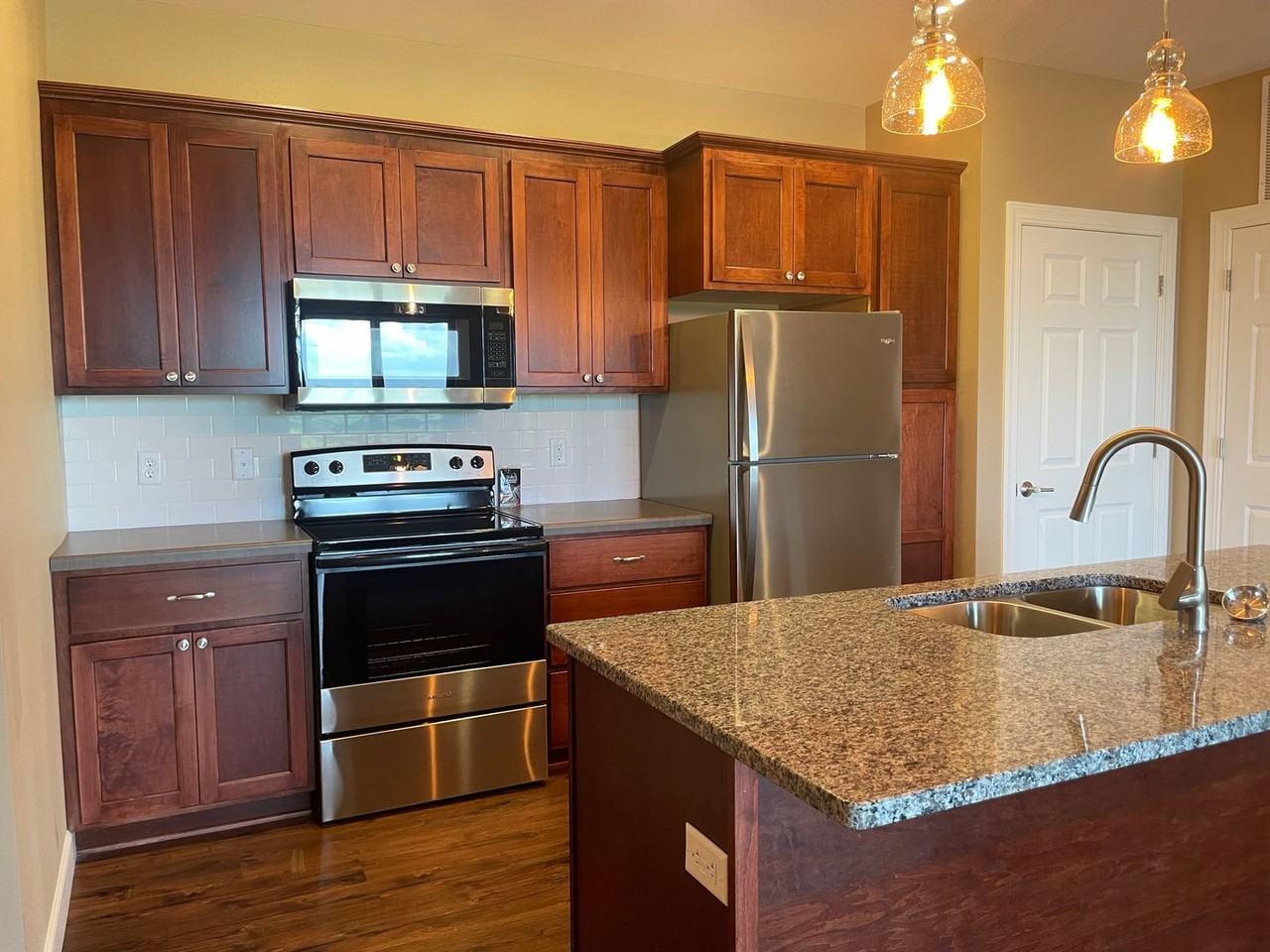 Luedke Apartments - Photo 3 of 31