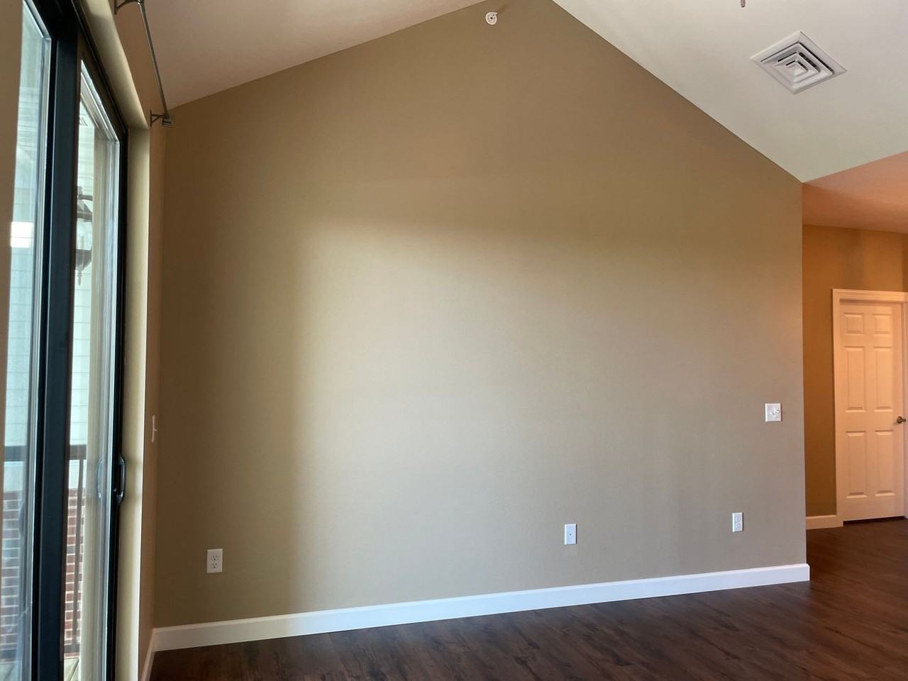 Luedke Apartments - Photo 5 of 31