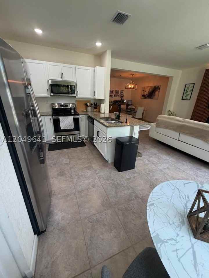 3409 W 104th Ter - Photo 3 of 28