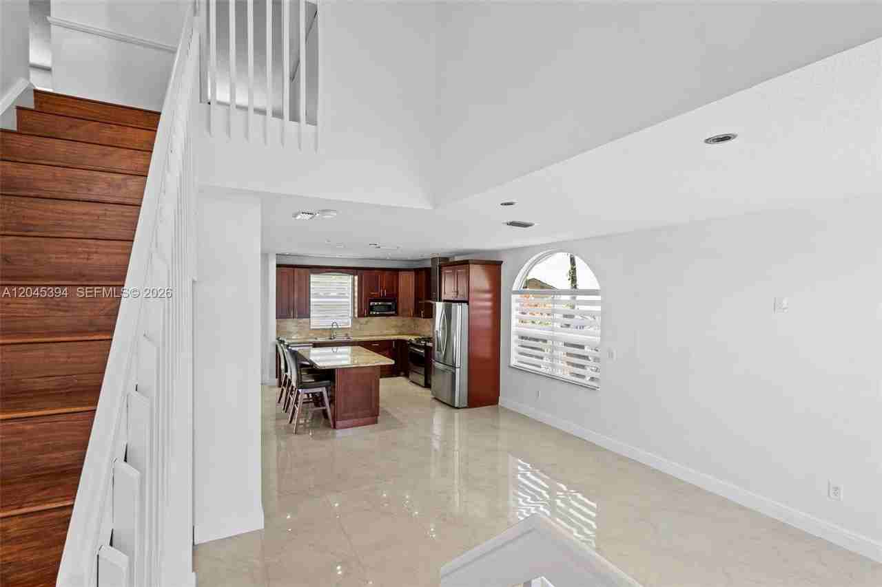 15835 Northwest 7th Street - Photo 2 of 19