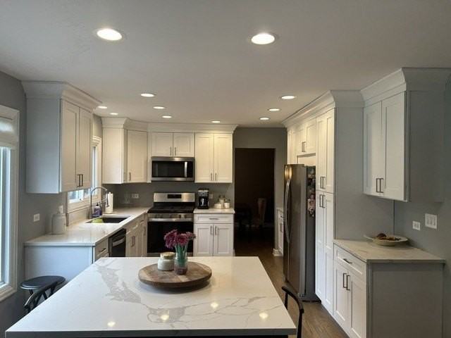 1213 Brook Ln - Photo 3 of 22