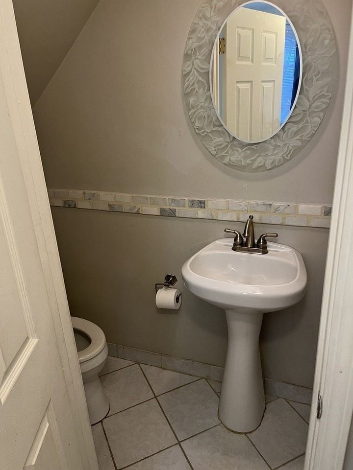 518 N 2nd Ave - Photo 4 of 9