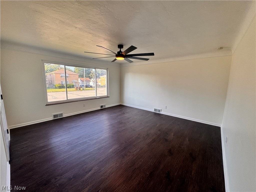 2907 Snow Rd - Photo 2 of 17