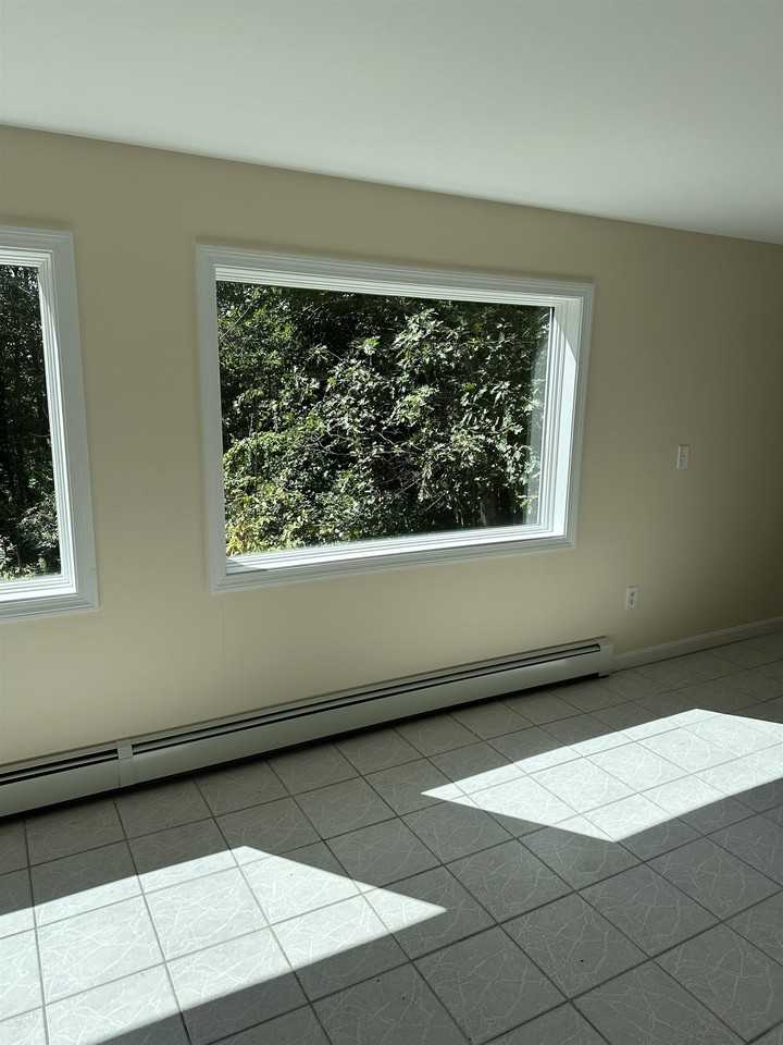 126A Range Rd - Photo 4 of 9