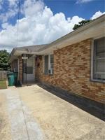 featured image of 720 Oaklawn Dr