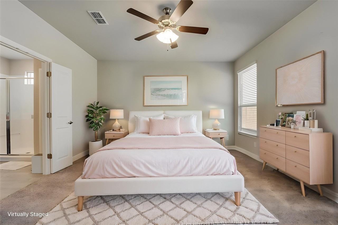 837 Wilmott Ter - Photo 3 of 13