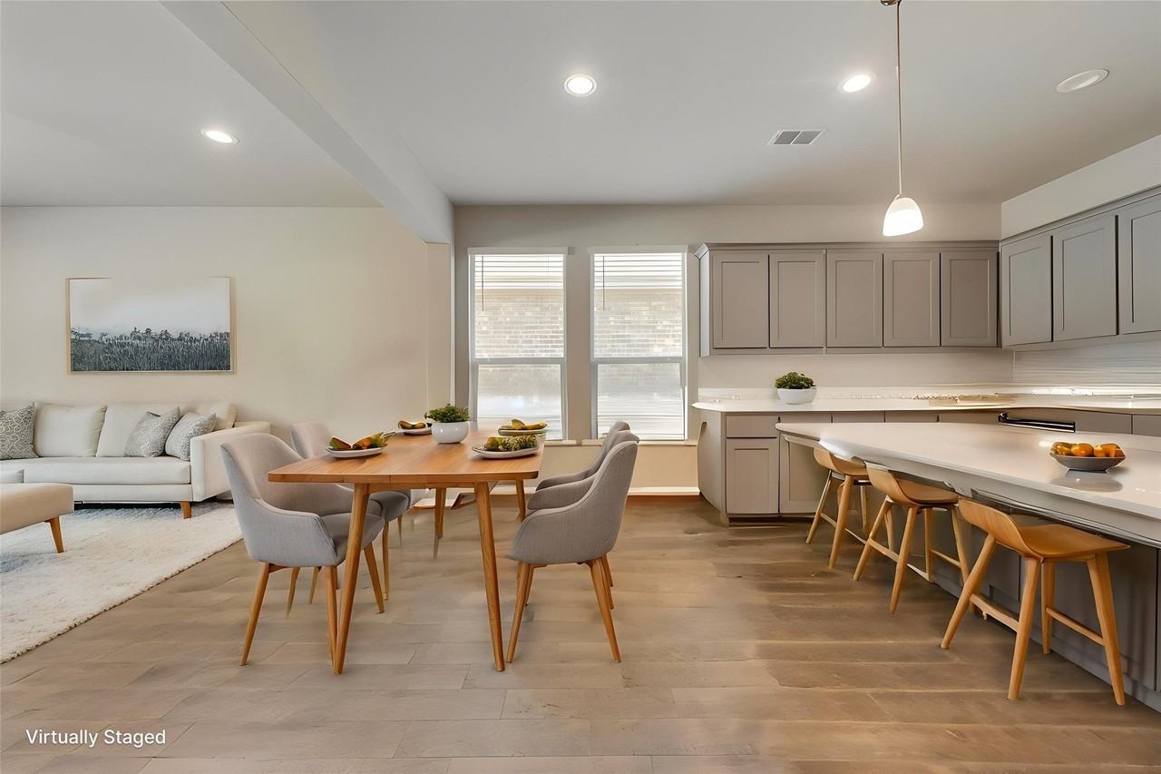 837 Wilmott Ter - Photo 5 of 13