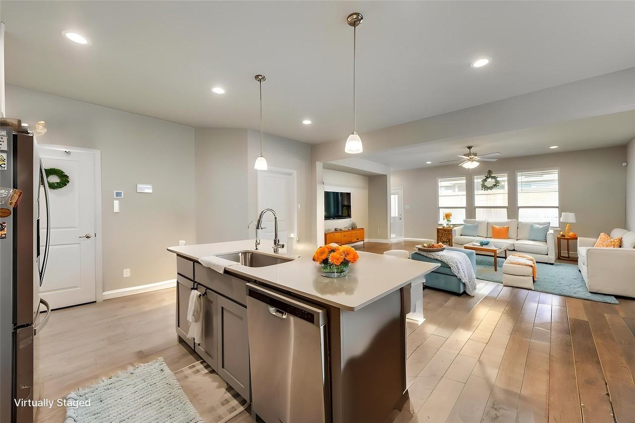 837 Wilmott Ter - Photo 7 of 13