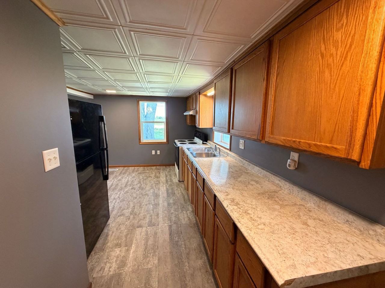 1905 14th Ave - Photo 3 of 14