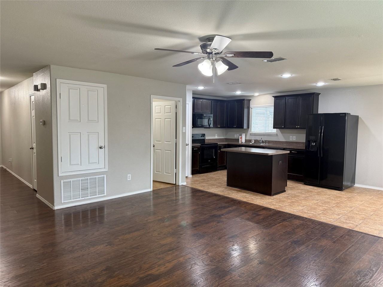 1804 Gayla Creek Dr - Photo 3 of 21