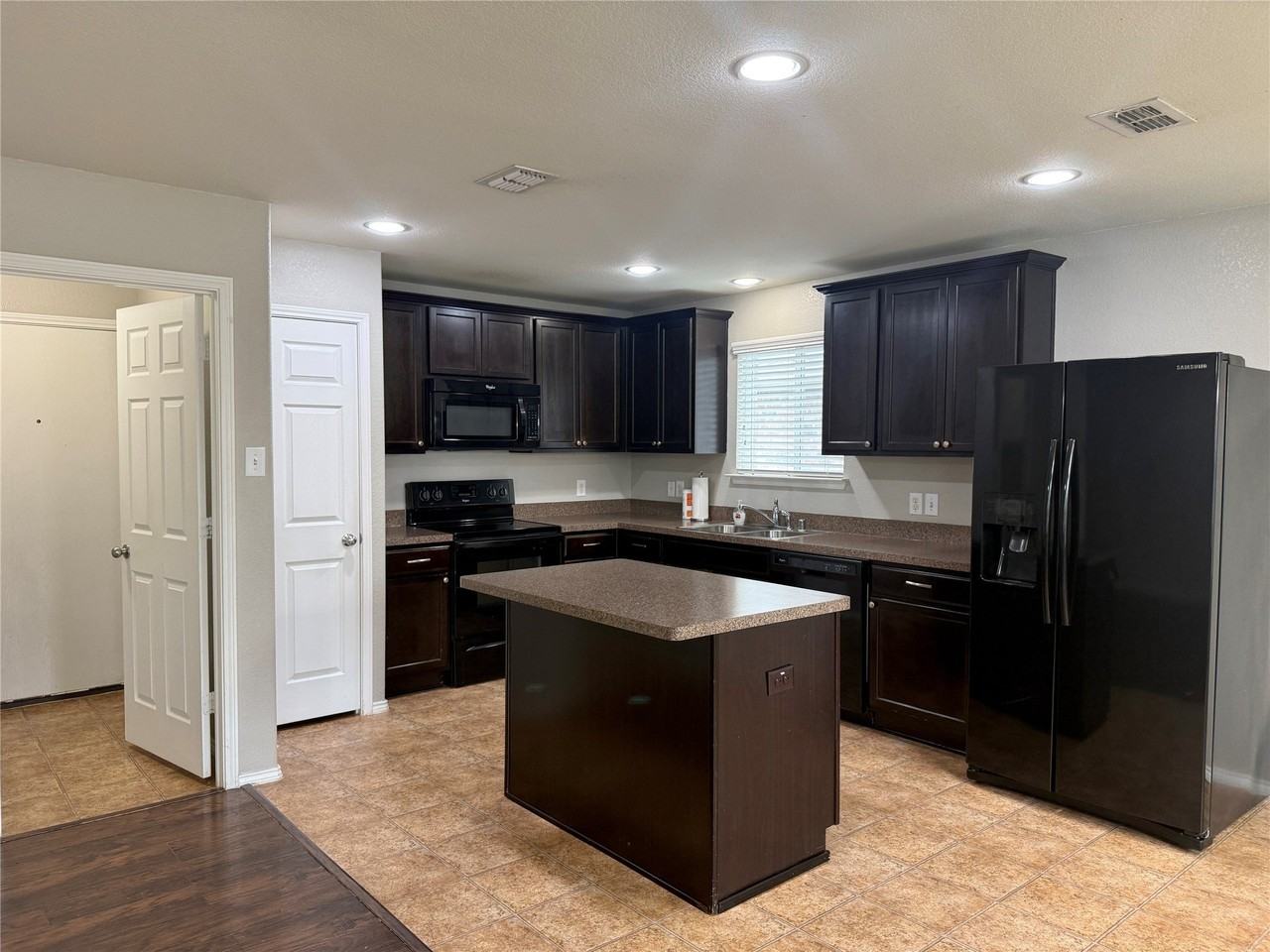 1804 Gayla Creek Dr - Photo 6 of 21