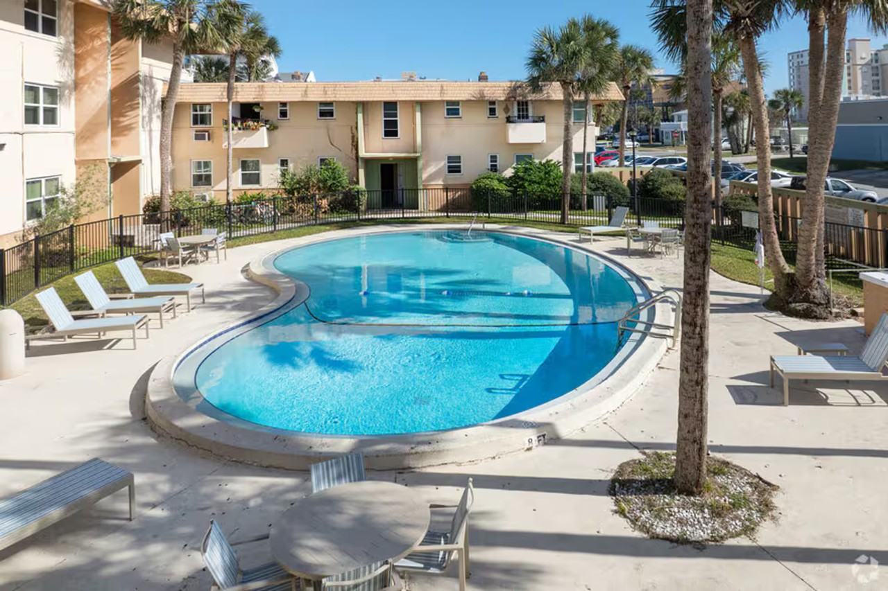 The Villas at Jax Beach - Photo 4 of 34