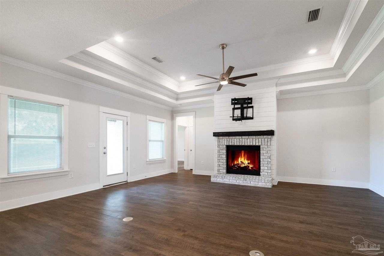 5004 Wheeler Way - Photo 3 of 21