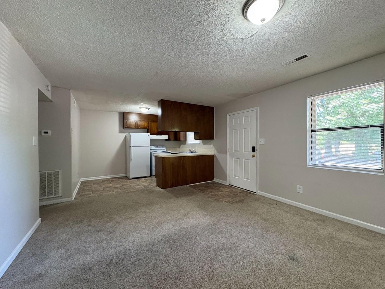 White Meadow Ln - Photo 3 of 4