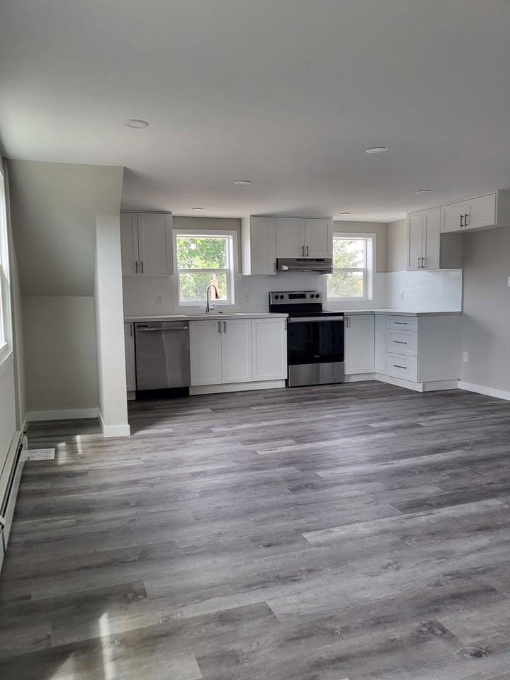 475 Harriet Street #2 - Photo 3 of 13
