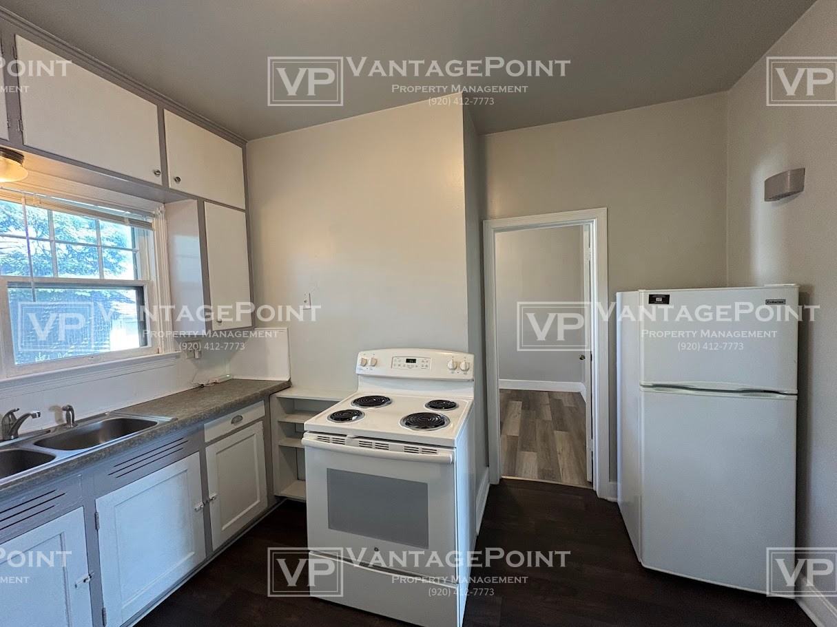 2120 Michigan Ave #A - Photo 4 of 15