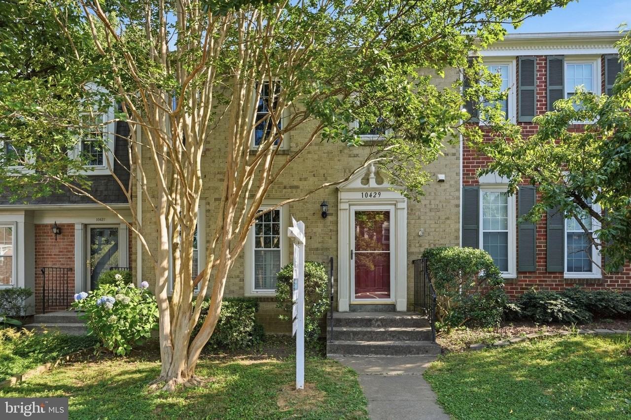 10429 Red Granite Ter - Photo 2 of 37