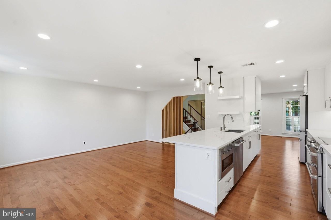 10429 Red Granite Ter - Photo 7 of 37