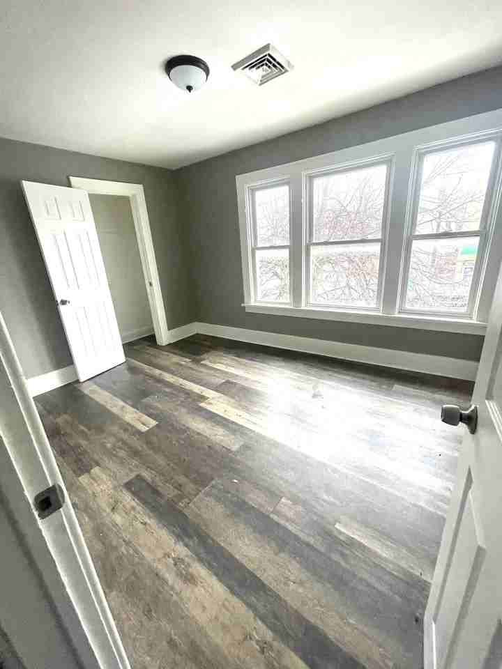 2531 Delaware Avenue - UFBuffalo NY 14216 - Photo 6 of 10