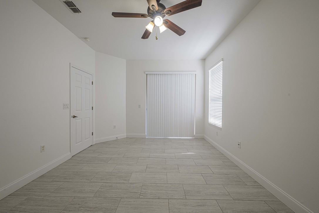 3701 Titanic Cir #1 - Photo 4 of 10