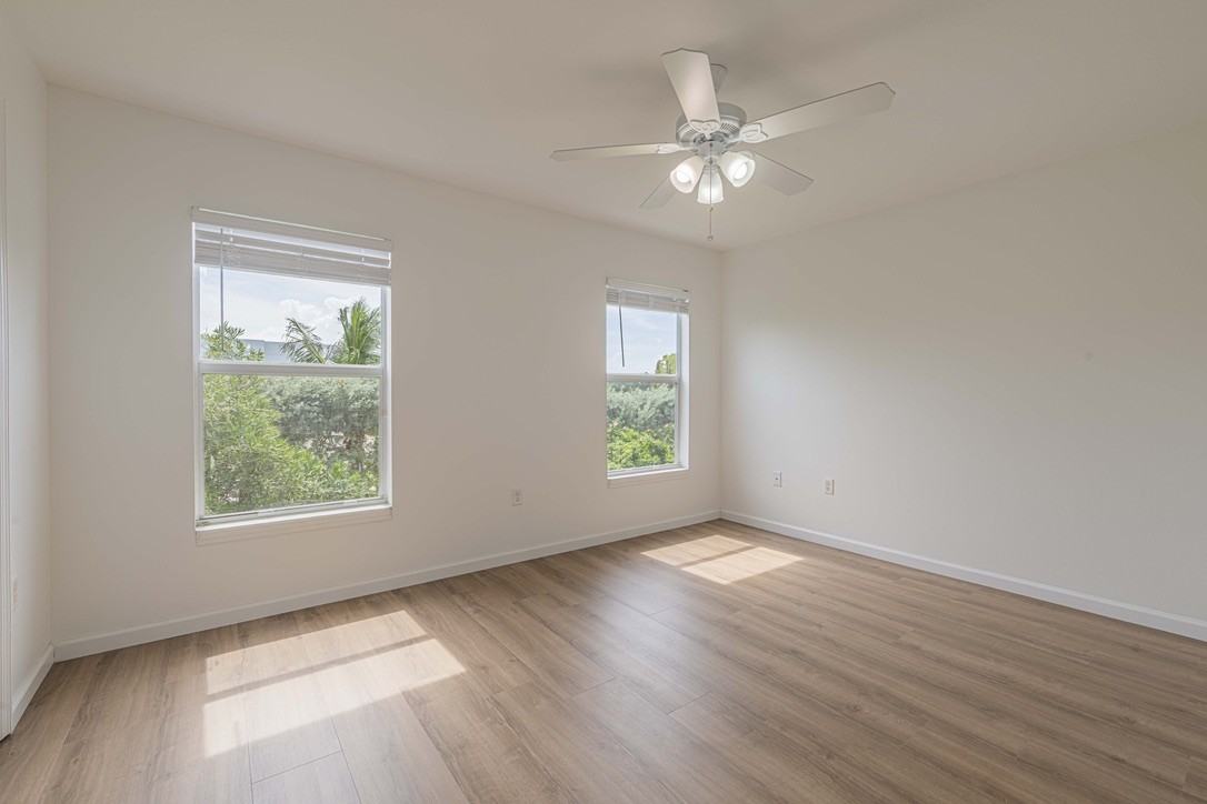 3701 Titanic Cir #1 - Photo 5 of 10