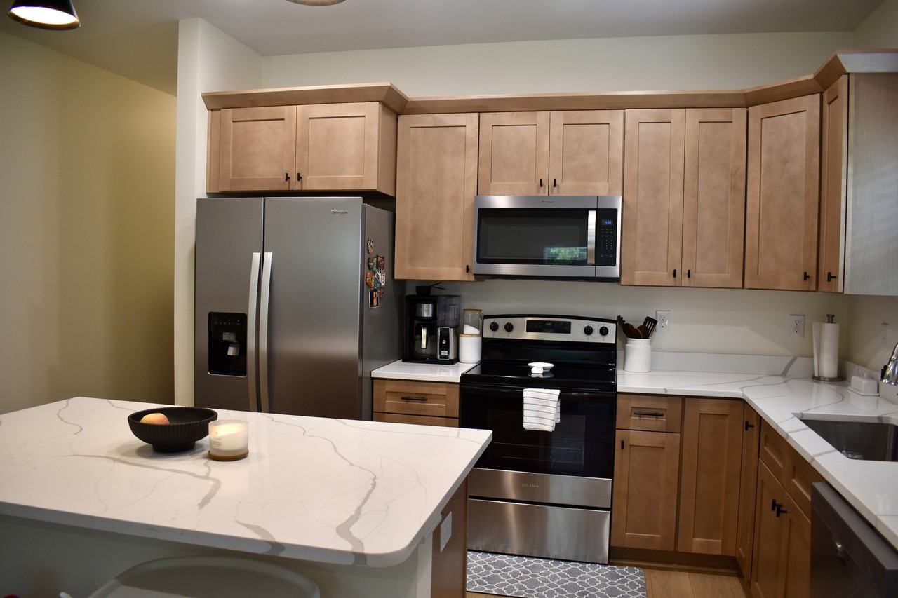 1359 E Chestnut Ave #1 - Photo 4 of 21