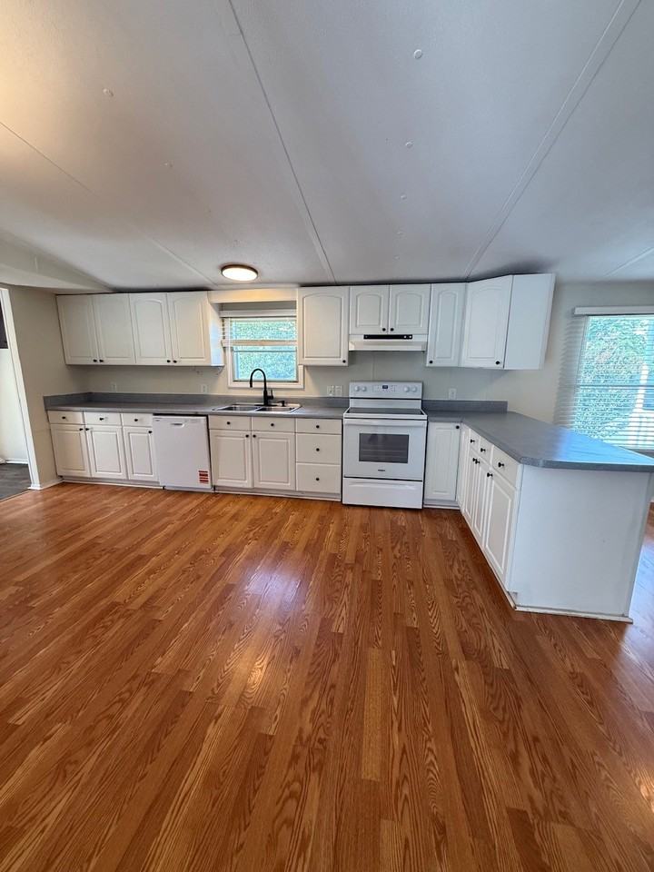 2031 Ballenger Rd #1 - Photo 6 of 14