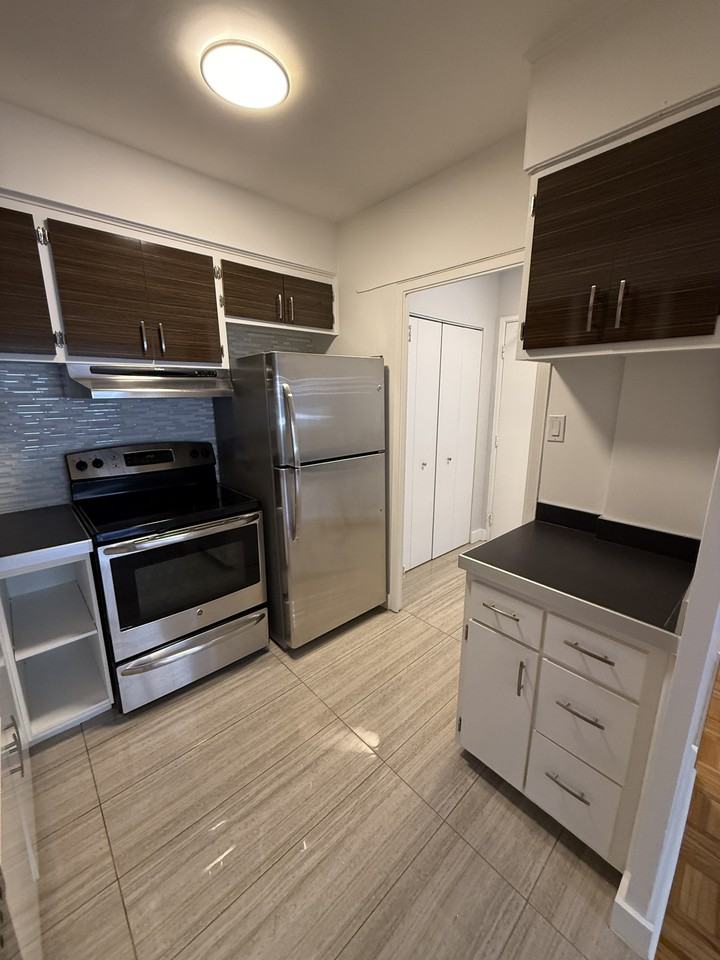 1400 Avenue des Pins Ouest - Photo 17